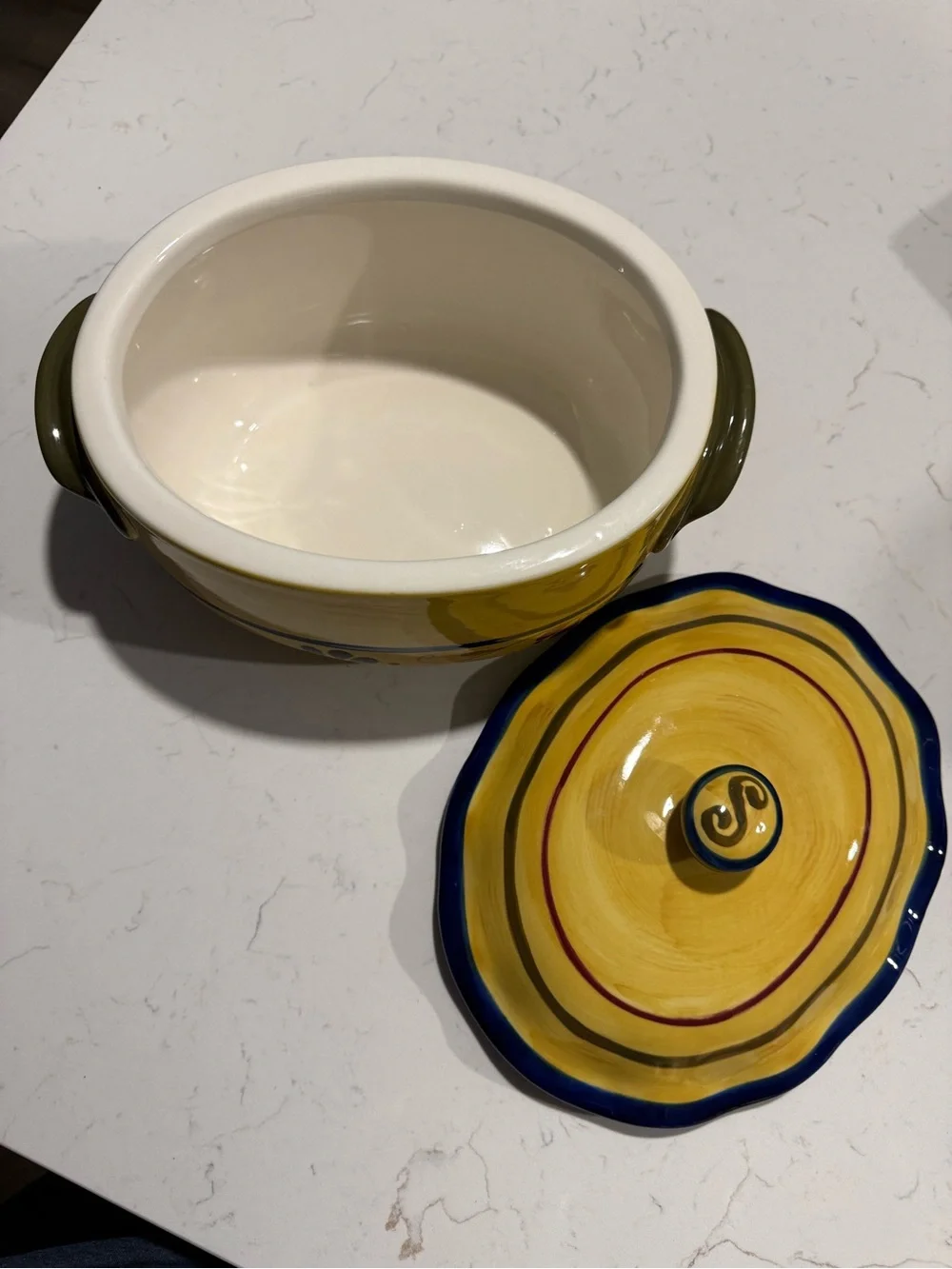 Home & Garden Party Stoneware Home Collection Covered Casserole Dish